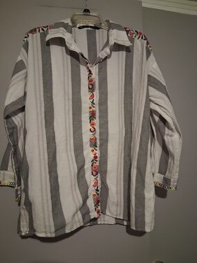 Women’s Gray & White Striped Button-Down Shirt with  EMBROIDERED Floral Trim